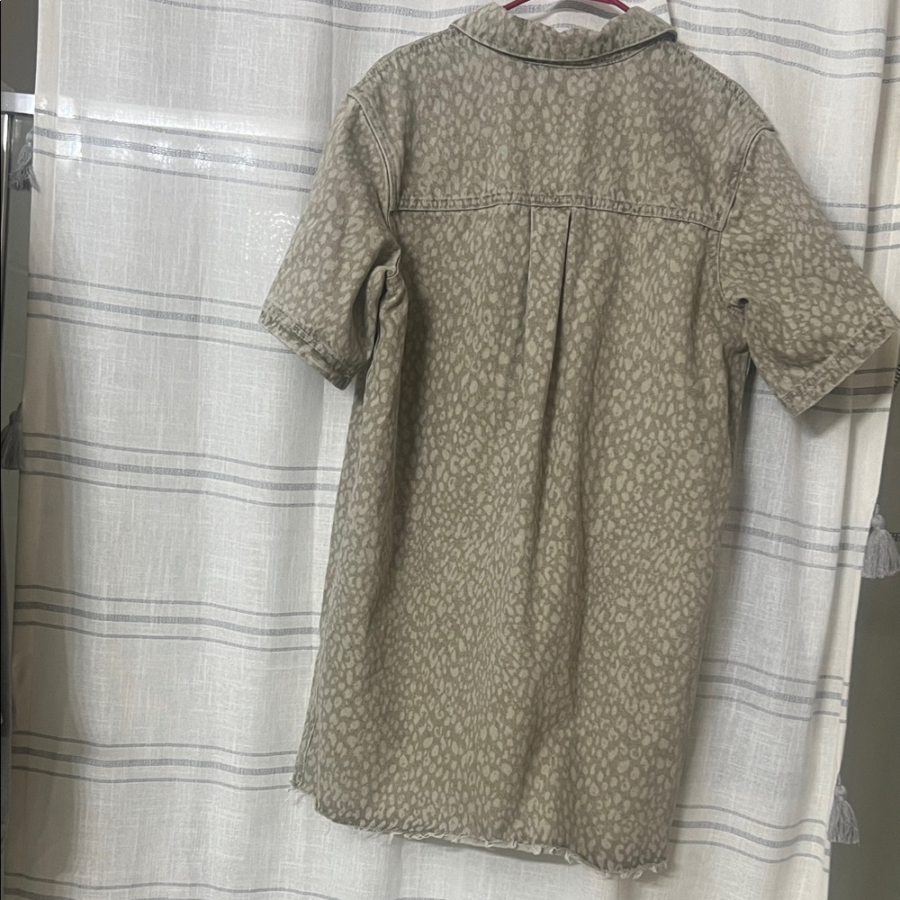Universal Thread Olive-Green Short Sleeve Button Down Dress - Picture 4 of 4